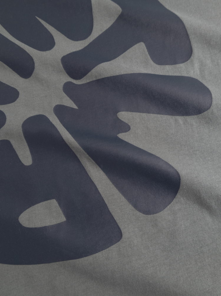 T-shirt effen met backprint letters in cirkel 215 dolphin