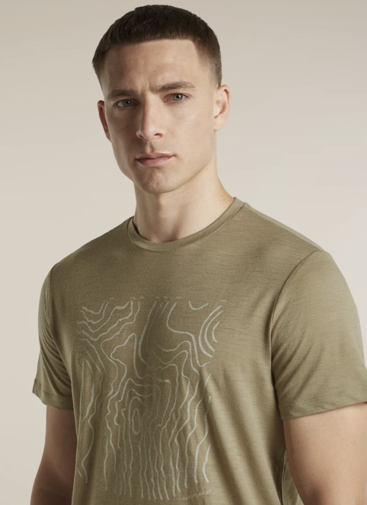 Men M 150 Tech Lite SS Tee Great Hights 0MO Cumin