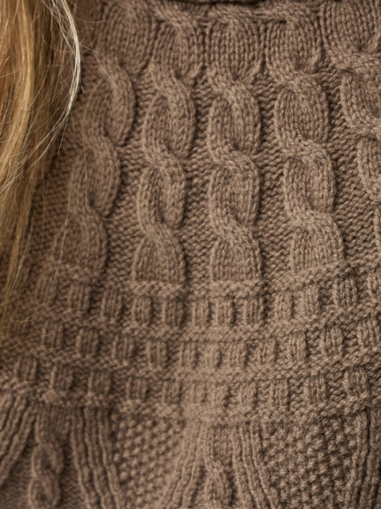 Ovik Solid Jacquard Knit Women 244 Suede Brown