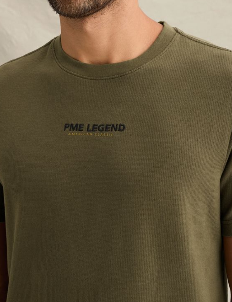 T-shirt piqué effen met kleine letters midden borst 6447 Kalamata
