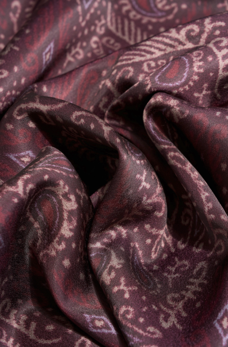 Brede blouse satijn met printje speciaal kraagje EX851 Fudge