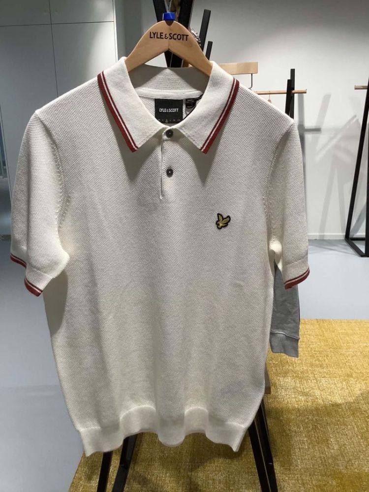 Polo knitted ecru met bordeaux randjes Y561 White/Light Burgundy